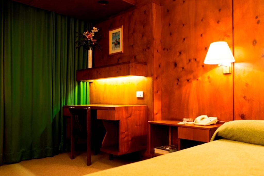 San Miguel de Tucumán Hotel Del Jardin מראה חיצוני תמונה