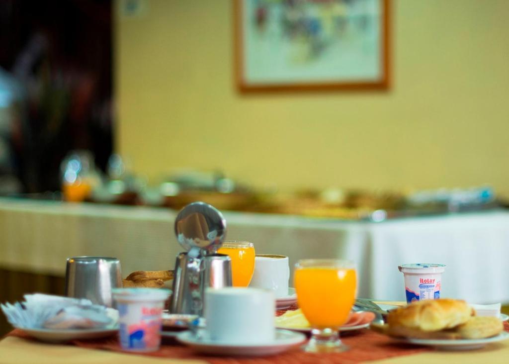 San Miguel de Tucumán Hotel Del Jardin מראה חיצוני תמונה